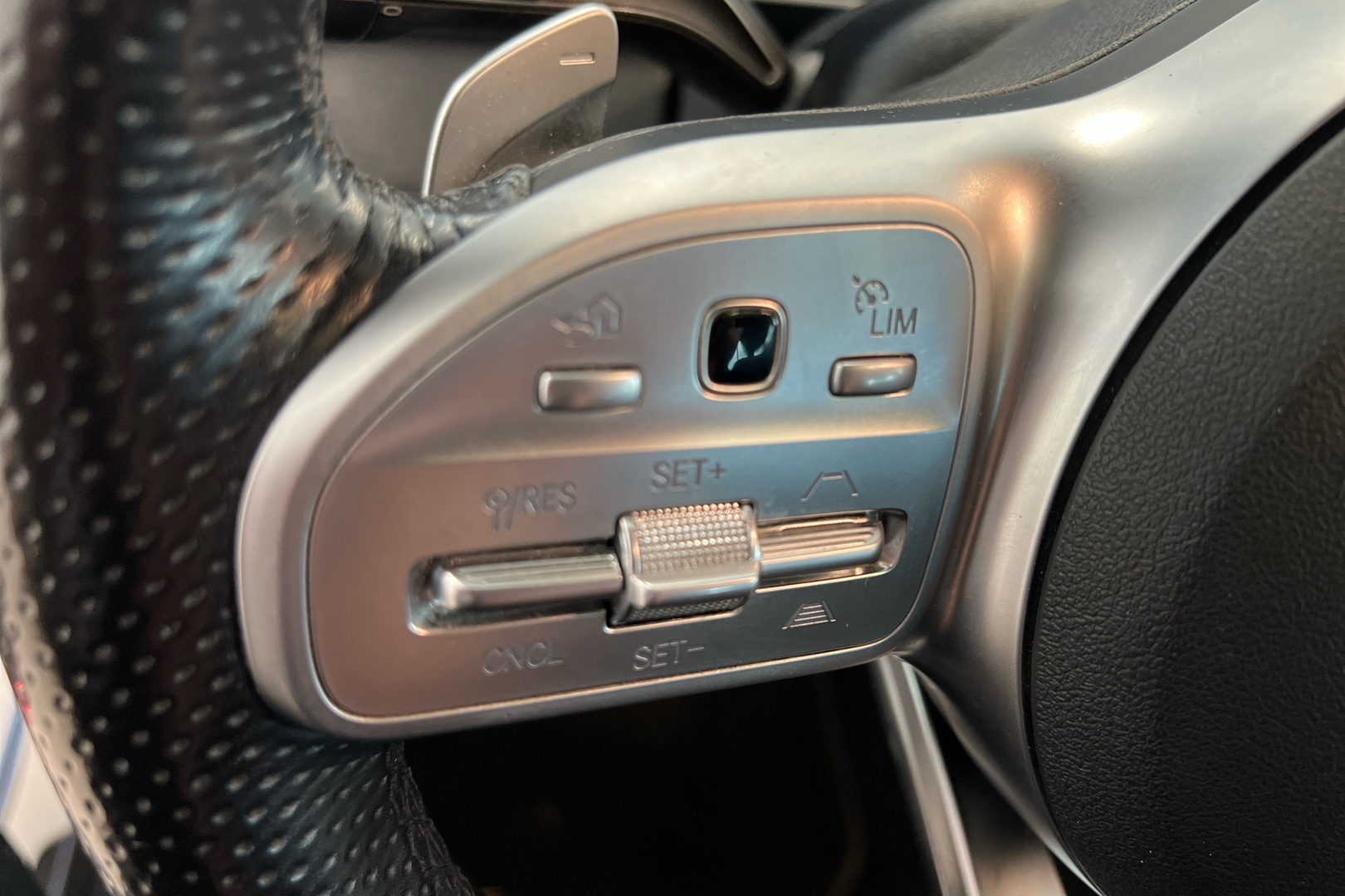 MERCEDES-BENZ GLE 2021