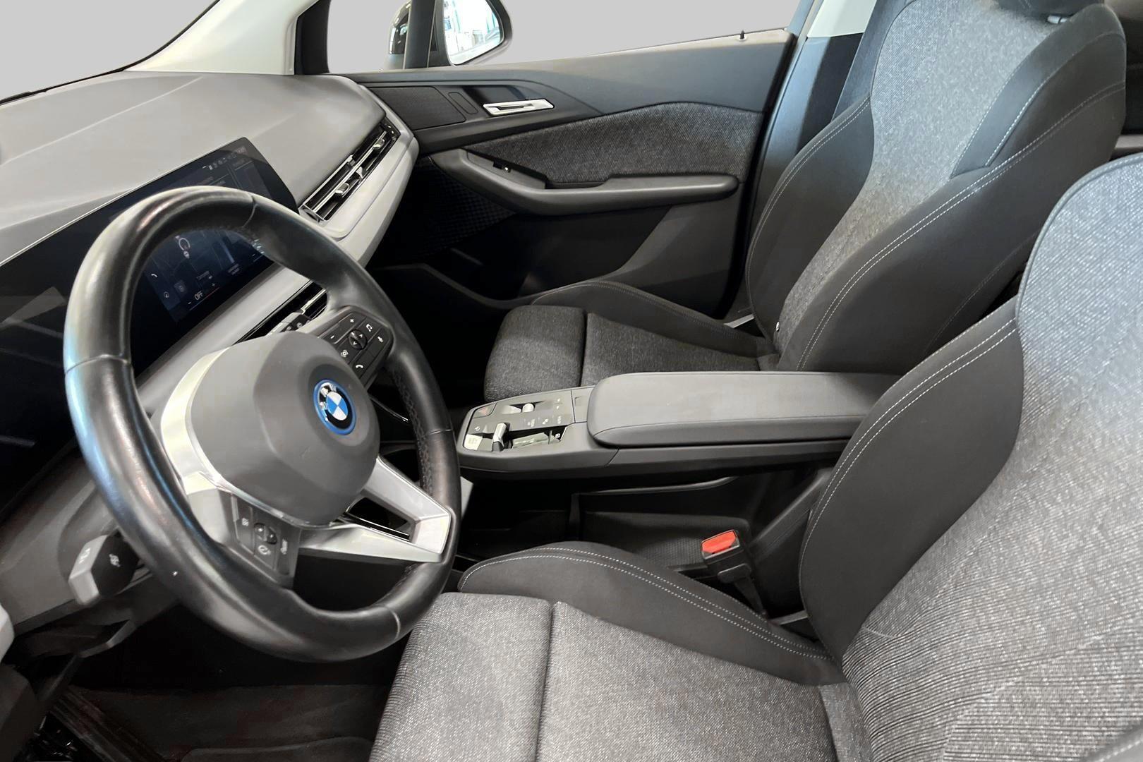 BMW 2-sarja 2023