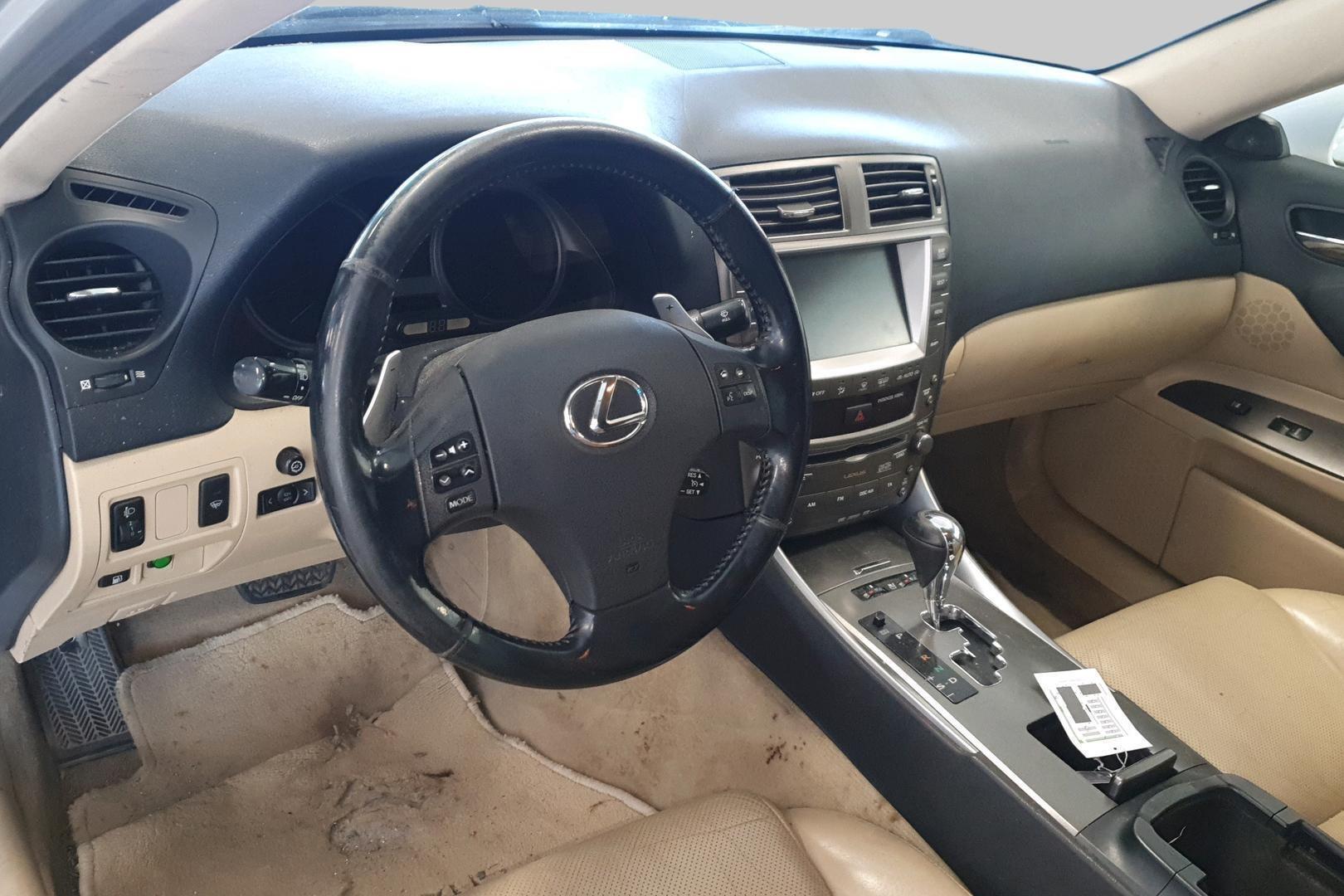LEXUS IS 2006