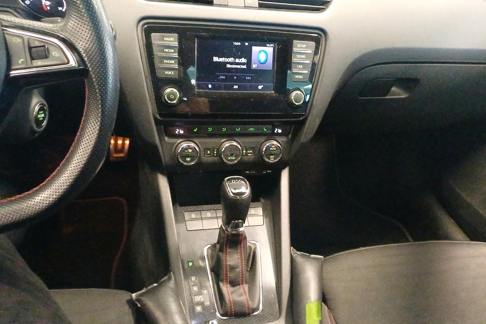 SKODA Octavia 22