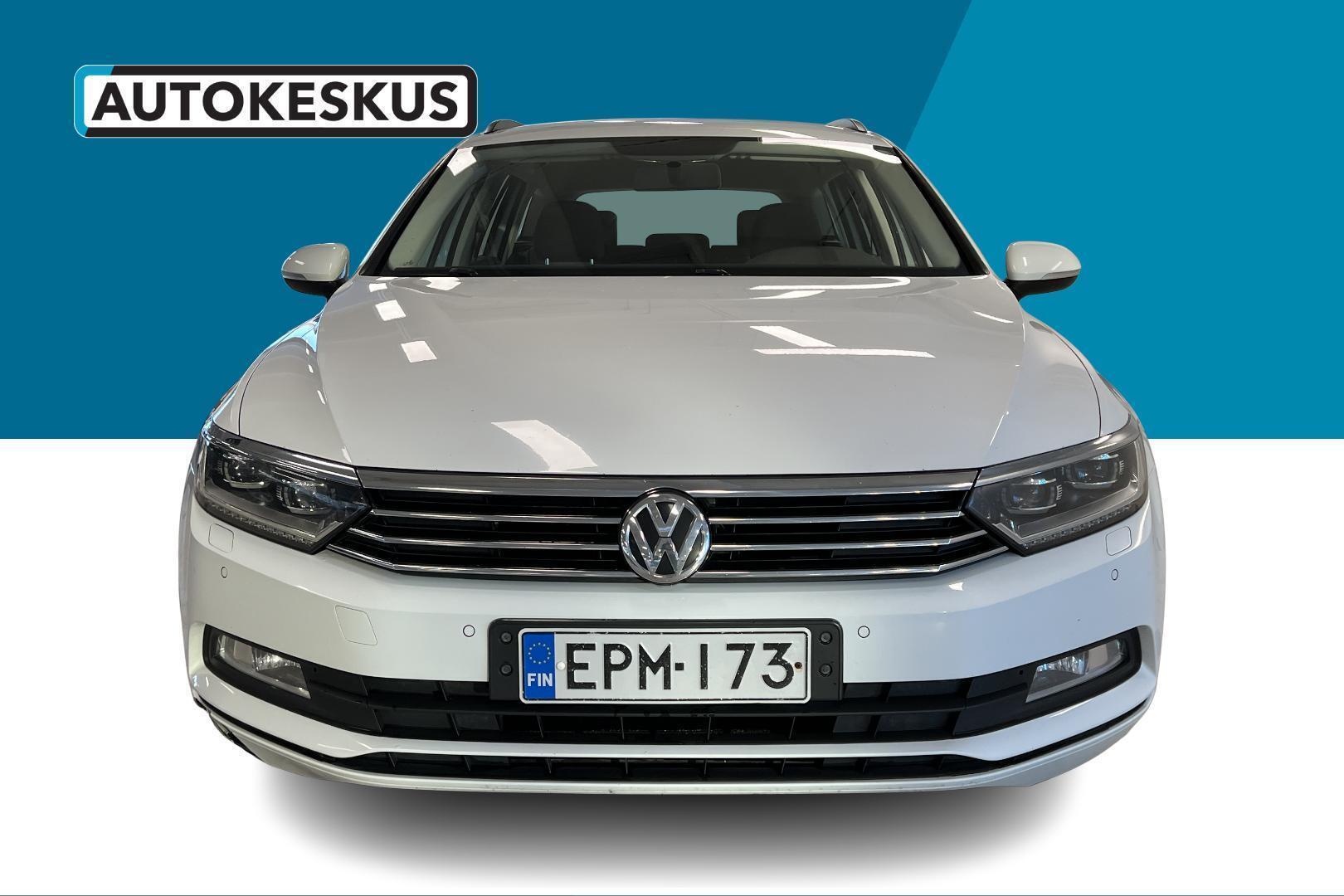 VOLKSWAGEN Passat 2018