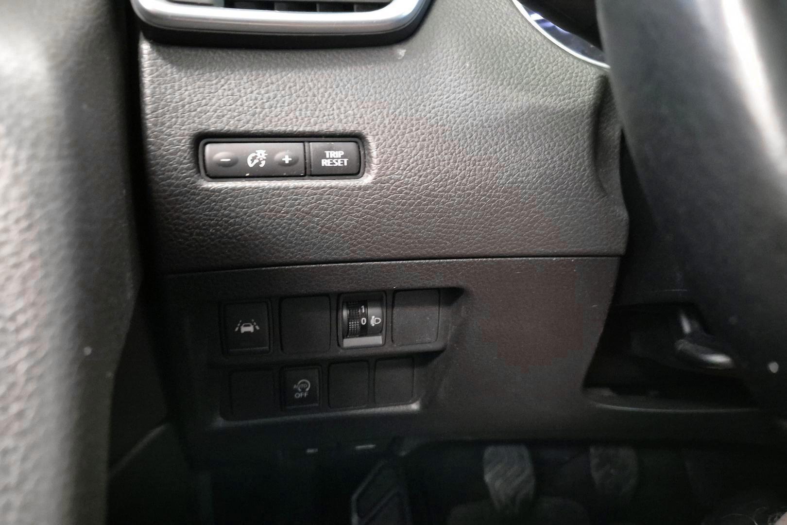 NISSAN Qashqai 2018
