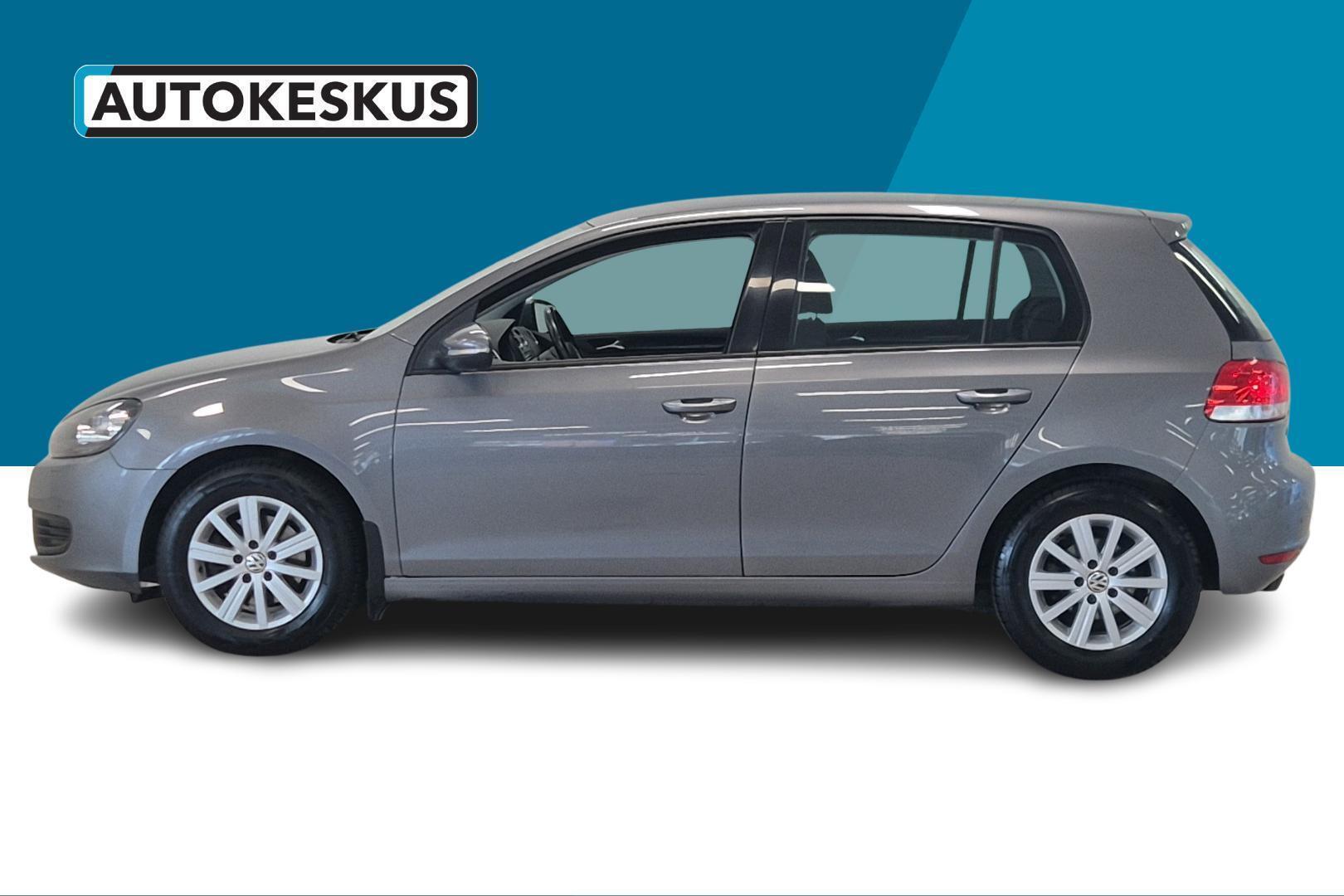 VOLKSWAGEN Golf 2012