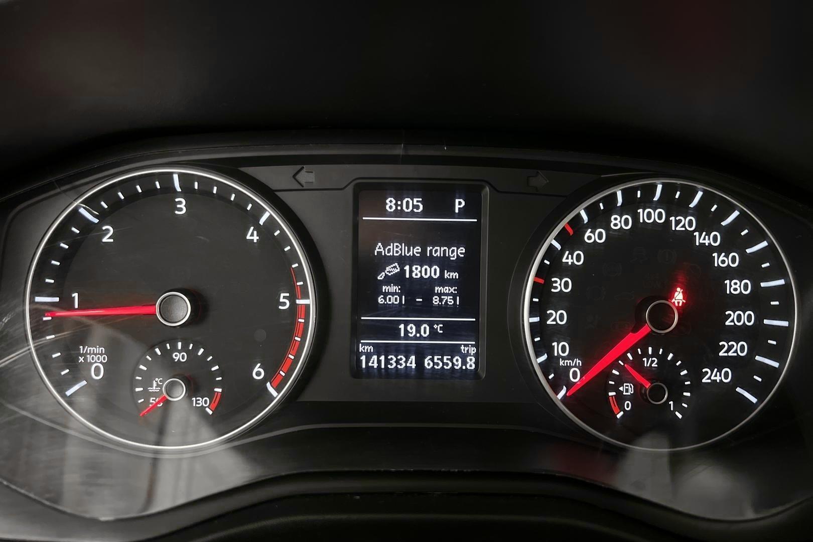 VOLKSWAGEN Amarok 2020