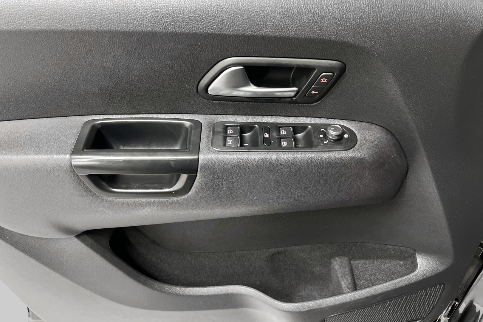 VOLKSWAGEN Amarok 2020