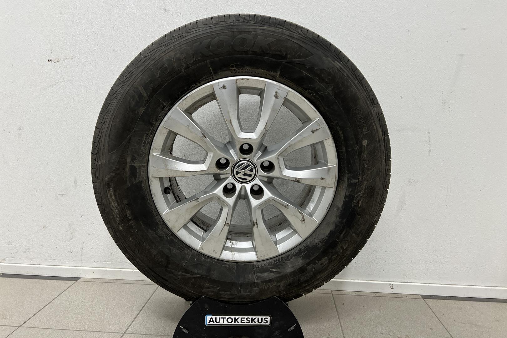 VOLKSWAGEN Amarok 2020