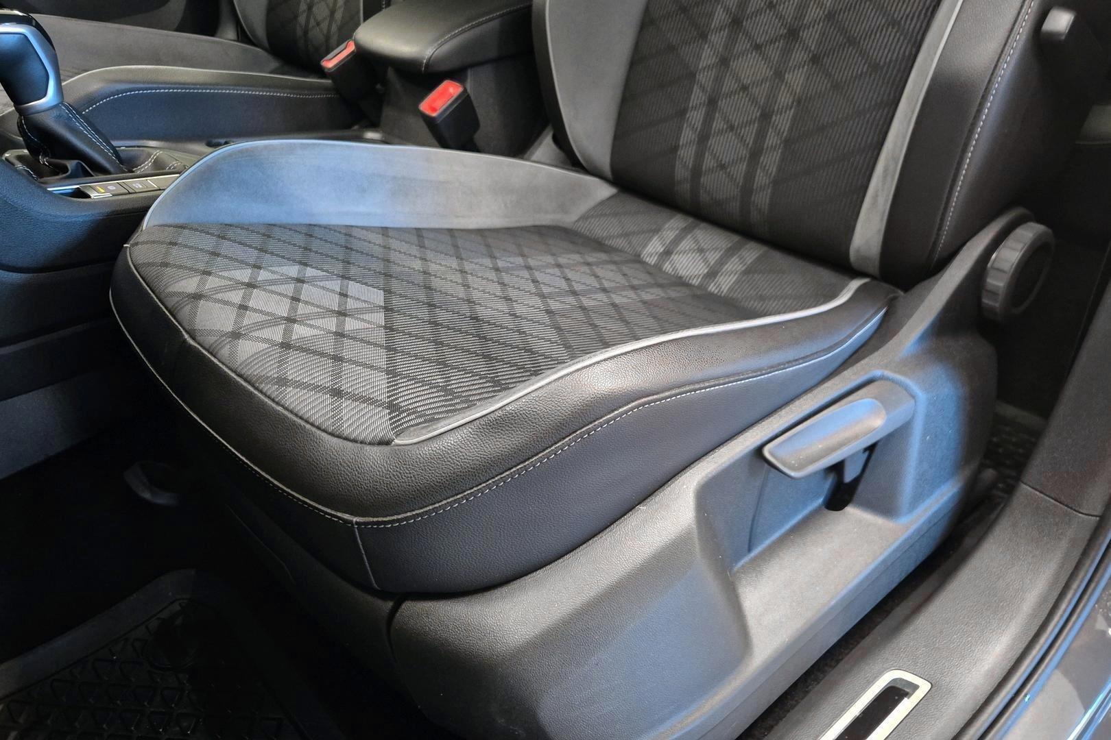 VOLKSWAGEN Tiguan 22