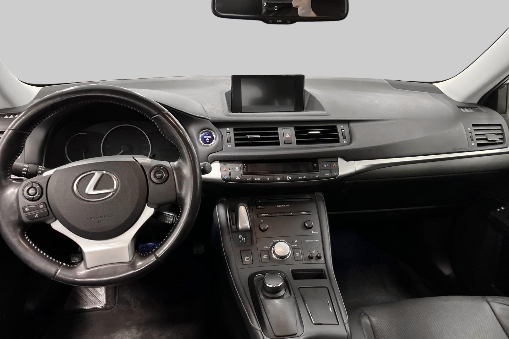 LEXUS CT 2016