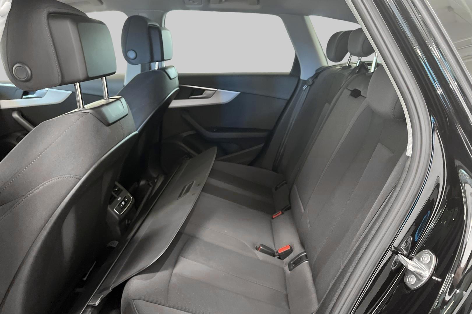 AUDI A4 allroad quattro 2022