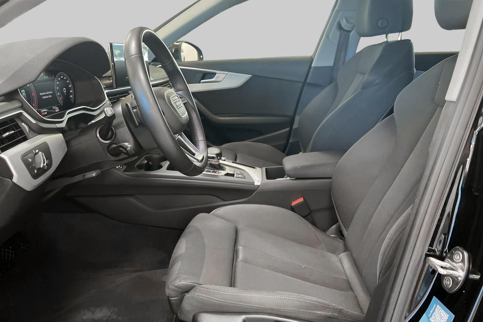 AUDI A4 allroad quattro 2022