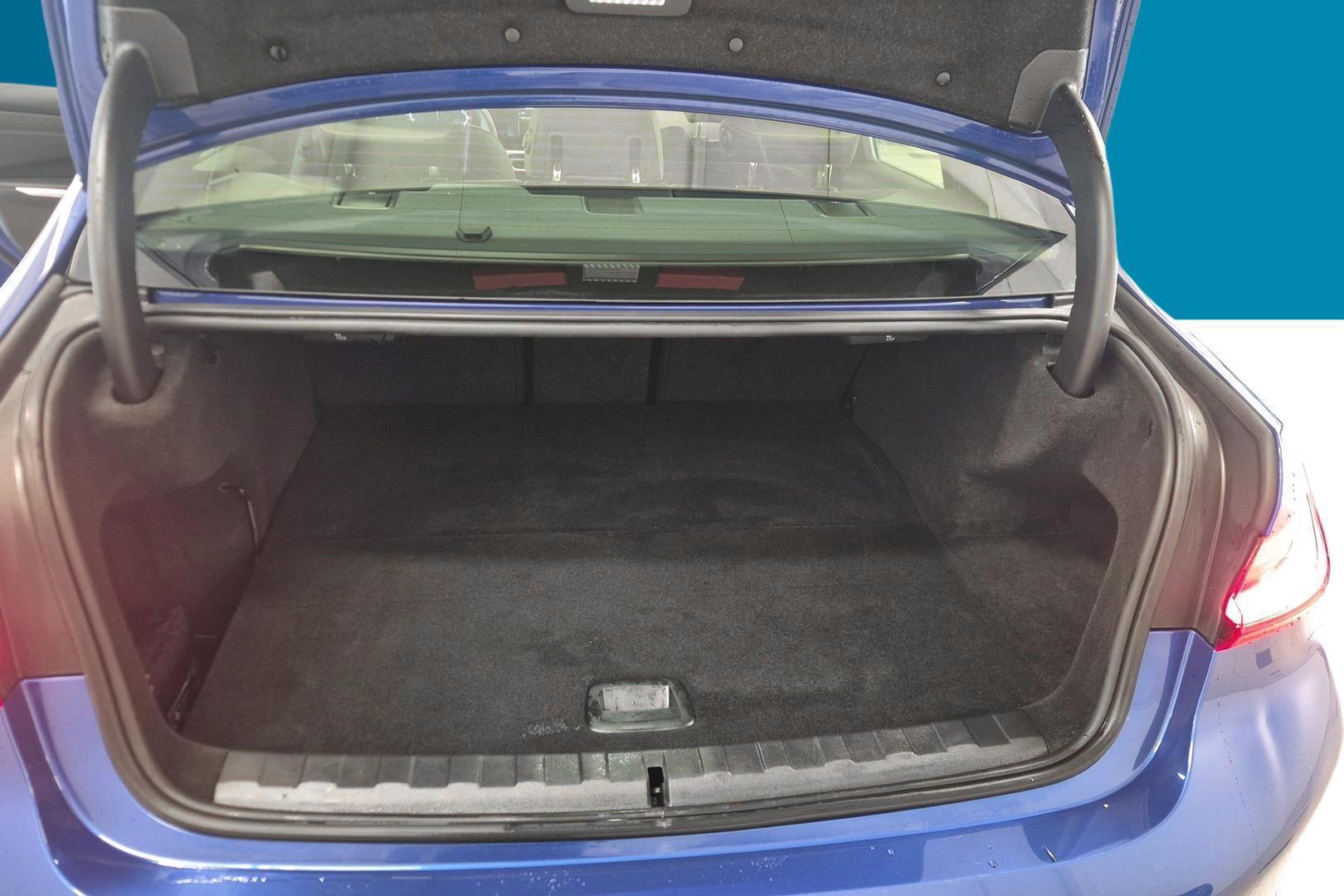 BMW 3-sarja 2025