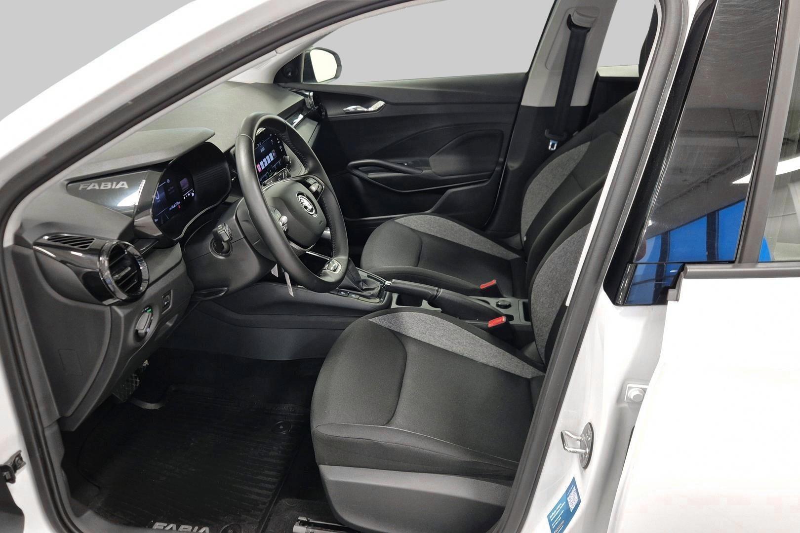 SKODA Fabia 2025