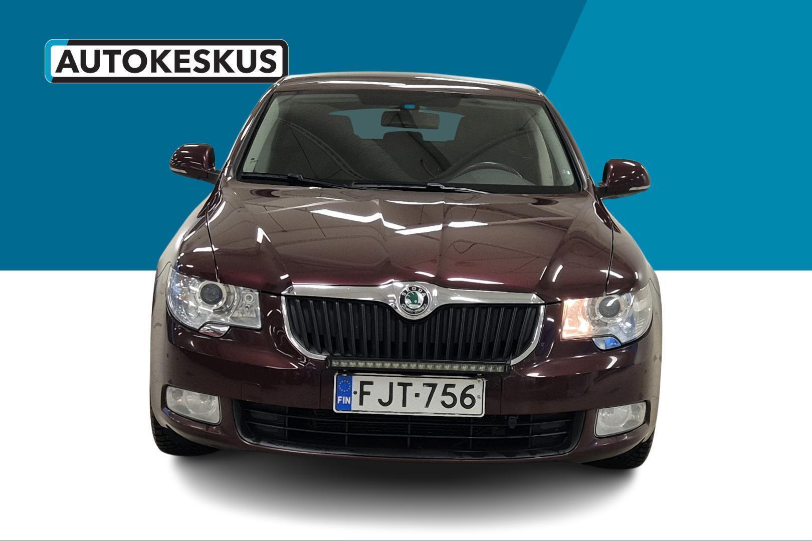 SKODA Superb 2010
