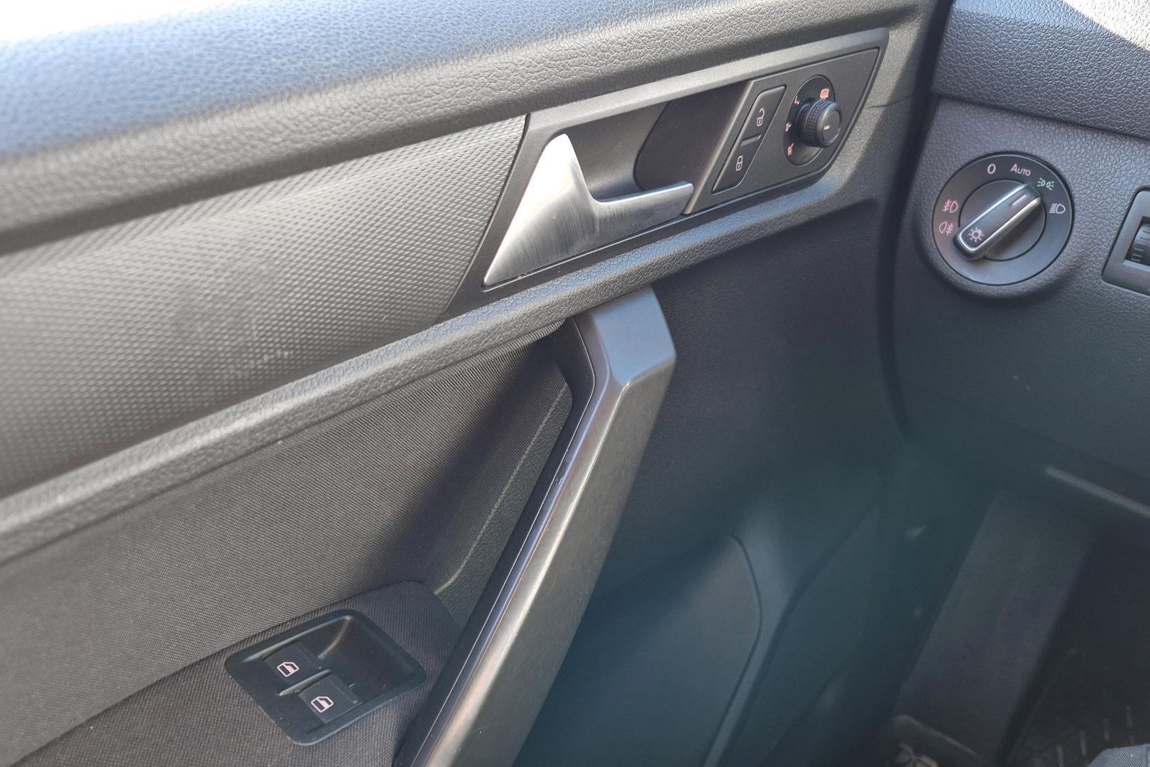 VOLKSWAGEN Caddy Maxi 2015