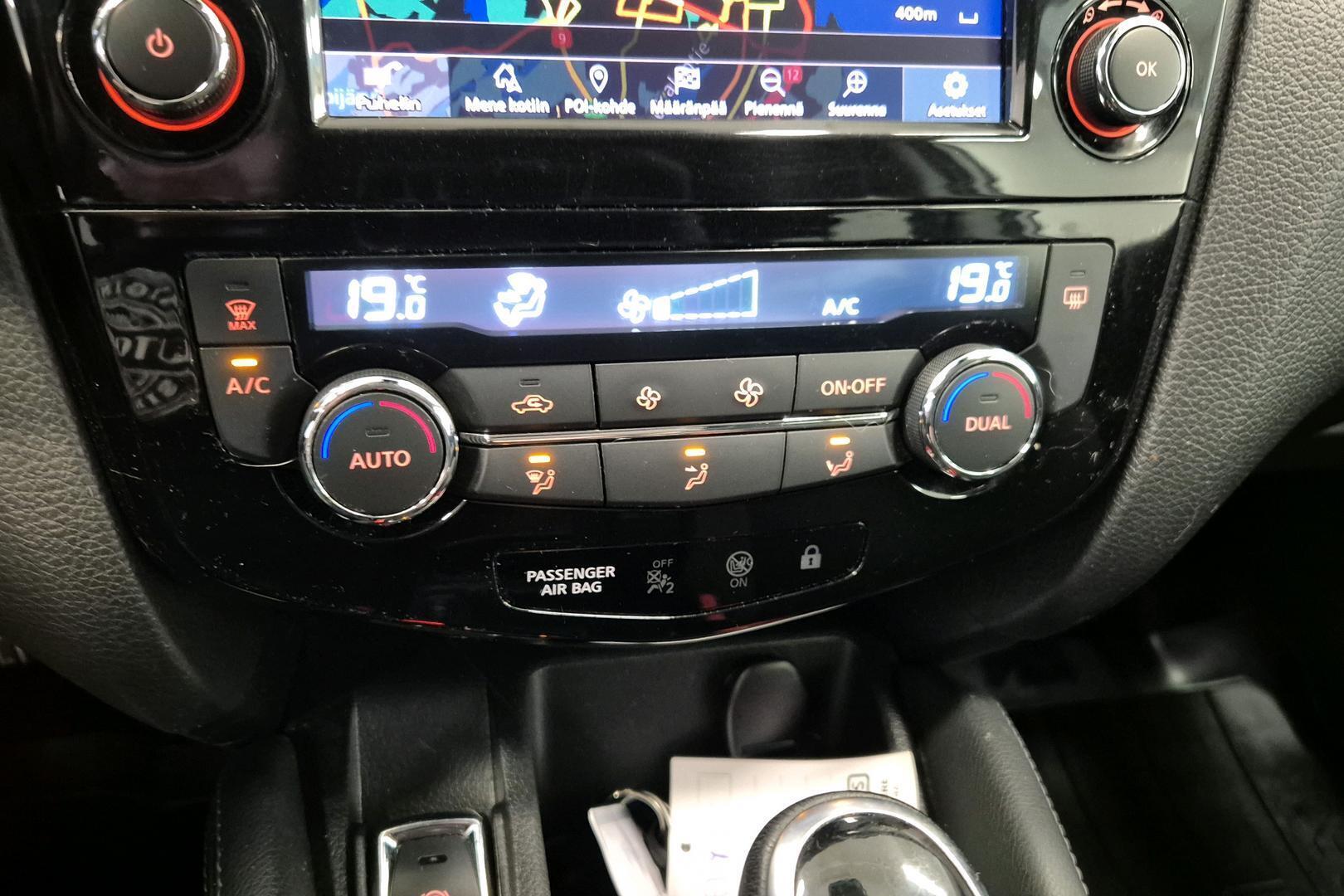 NISSAN Qashqai 2019