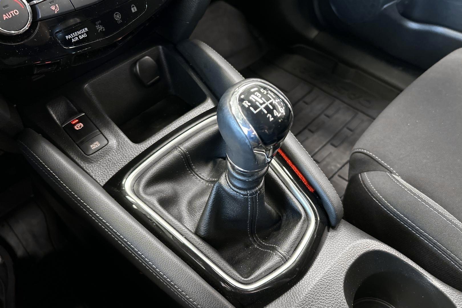 NISSAN Qashqai 2020