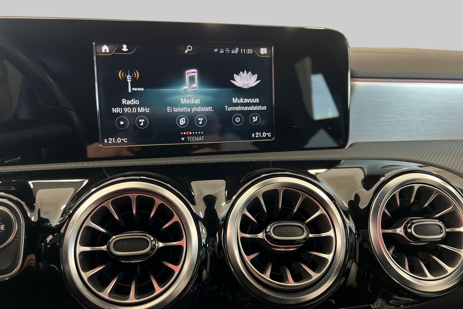 MERCEDES-BENZ CLA 2021