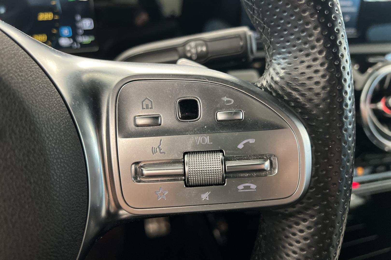 MERCEDES-BENZ CLA 2021