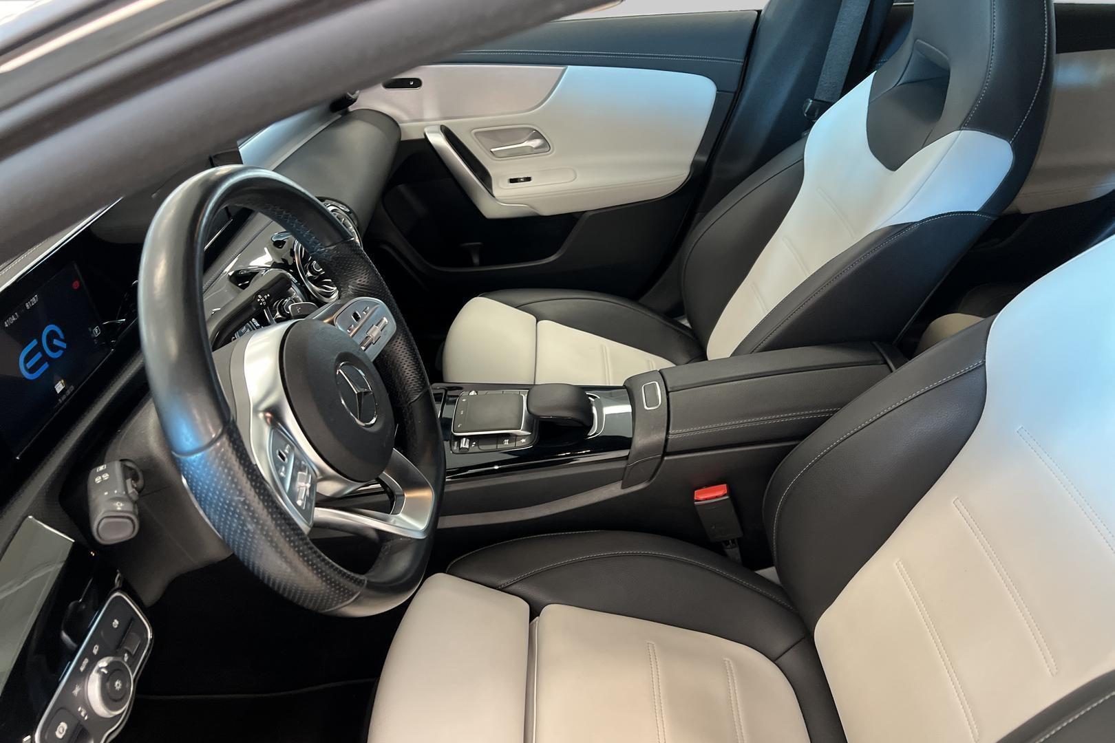 MERCEDES-BENZ CLA 2021