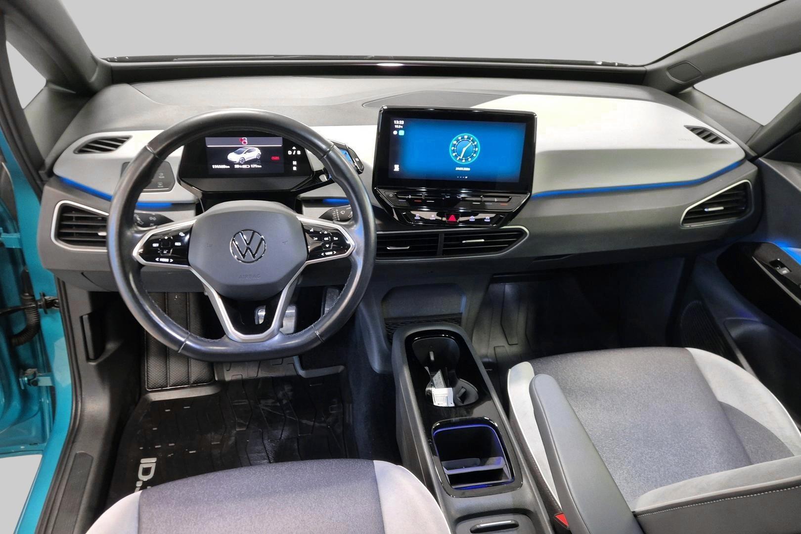 VOLKSWAGEN ID.3 11