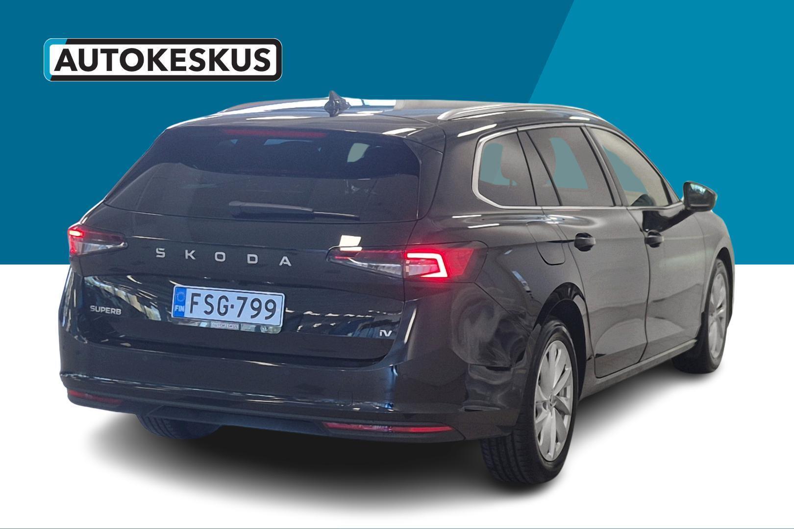 SKODA Superb 2025