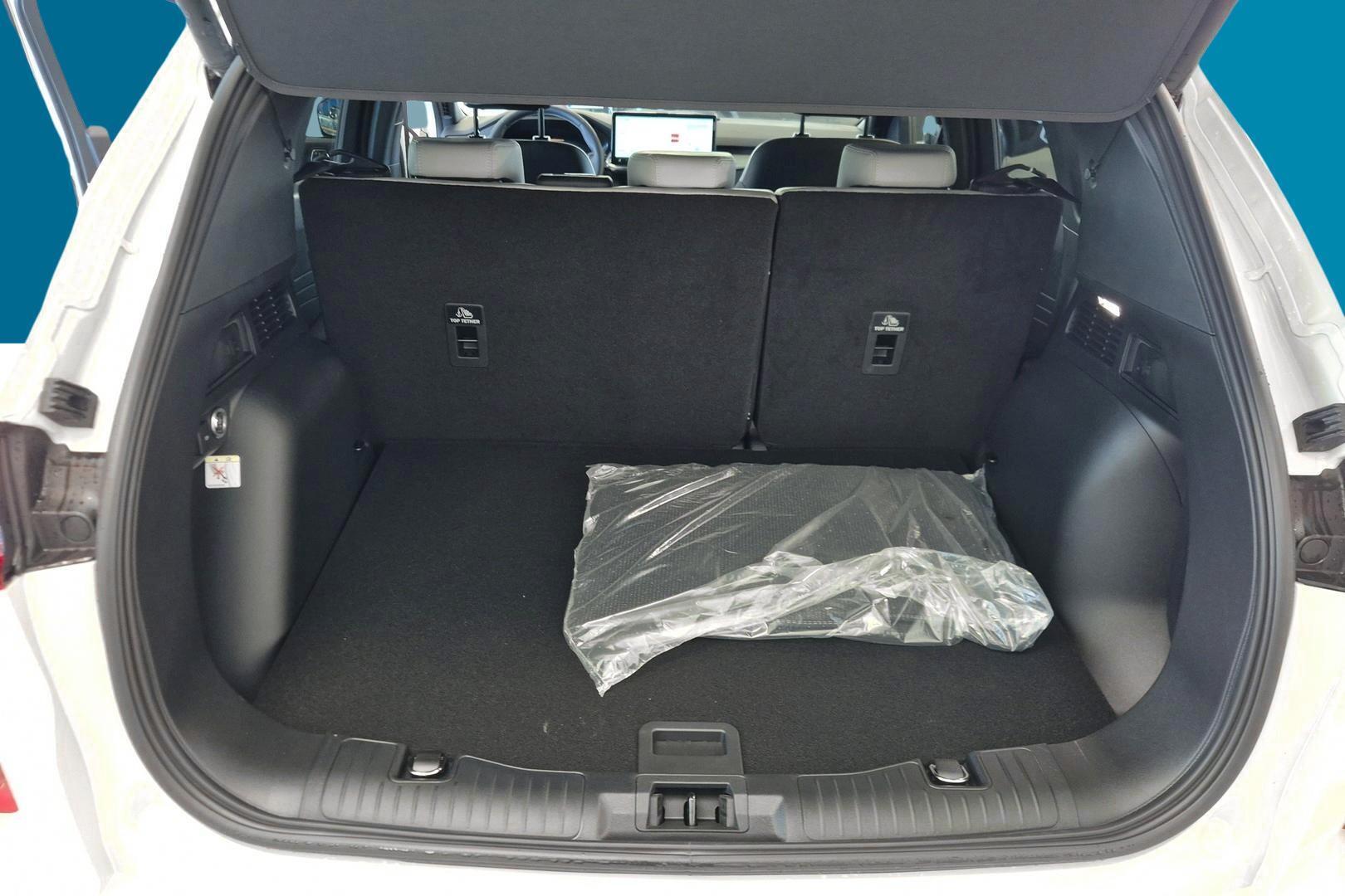 FORD Kuga 2026