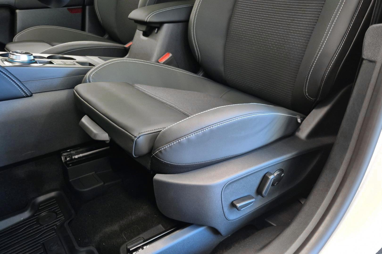 FORD Kuga 2026