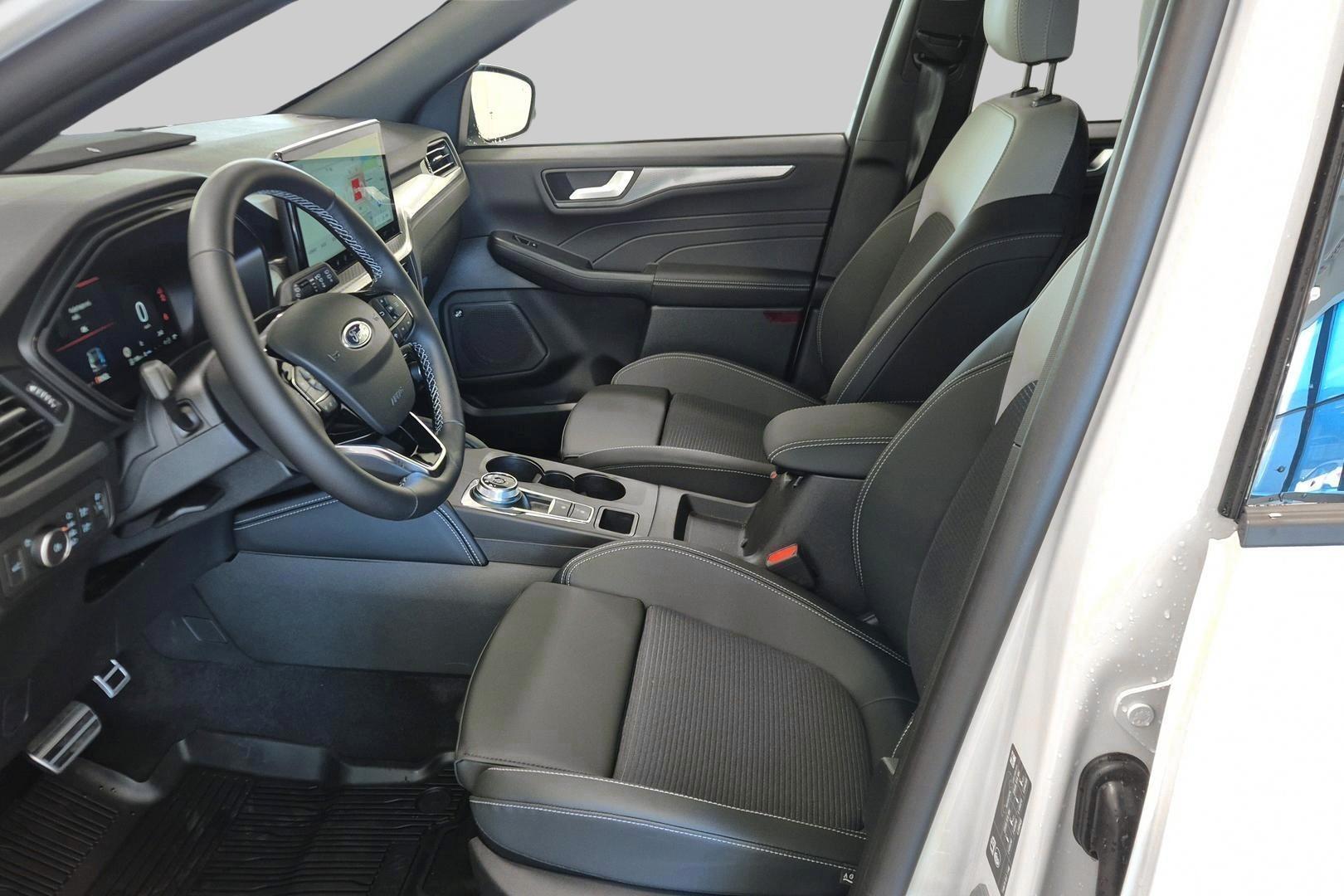 FORD Kuga 2026