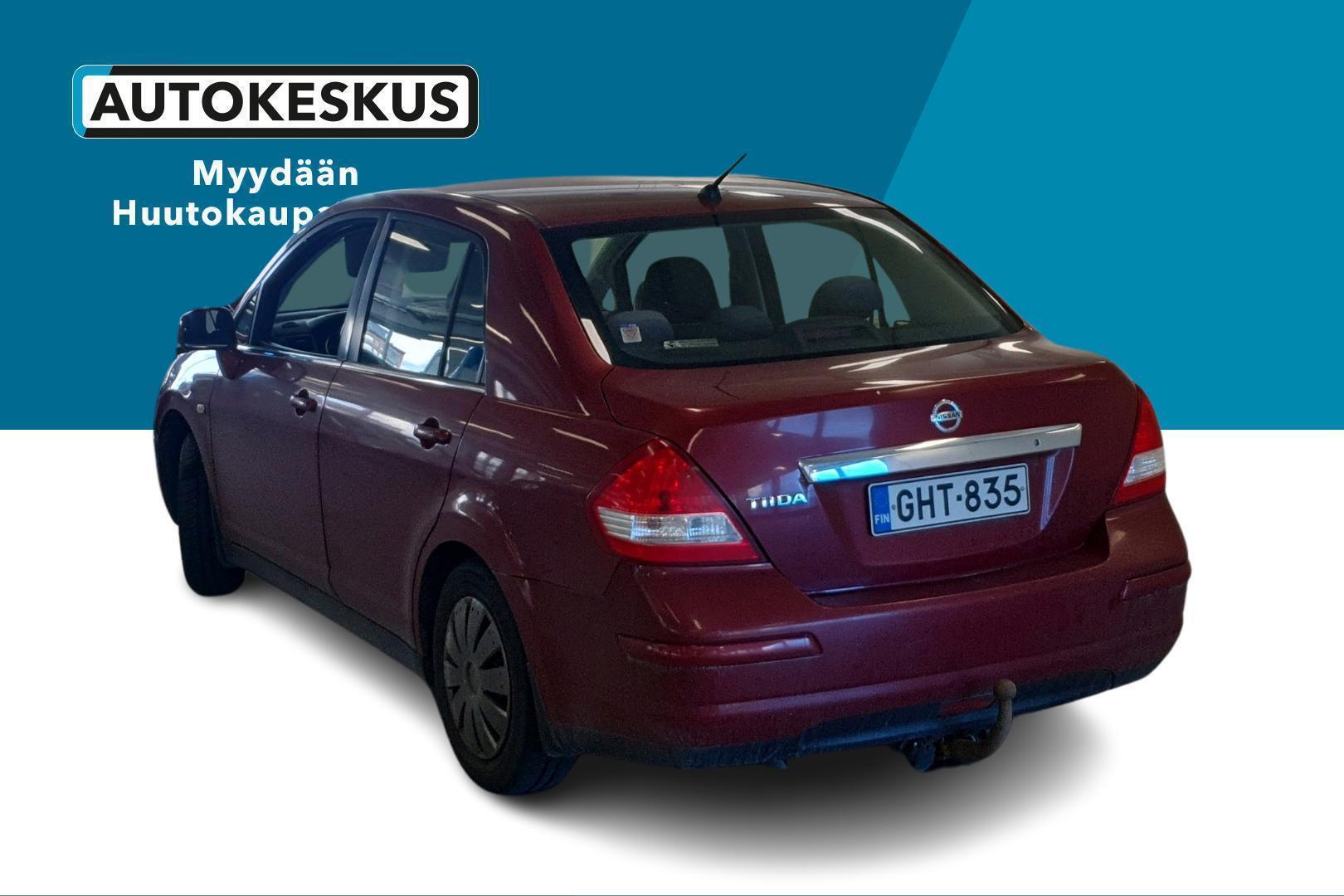 NISSAN Tiida 2008