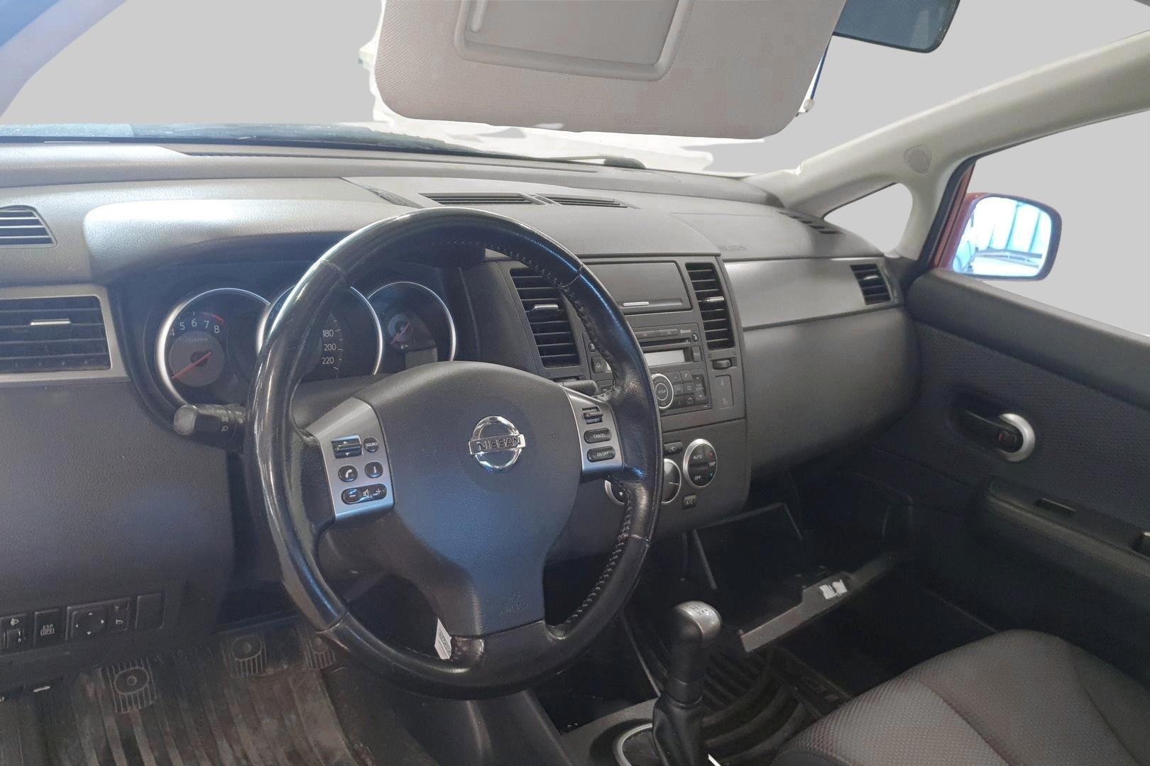 NISSAN Tiida 2008
