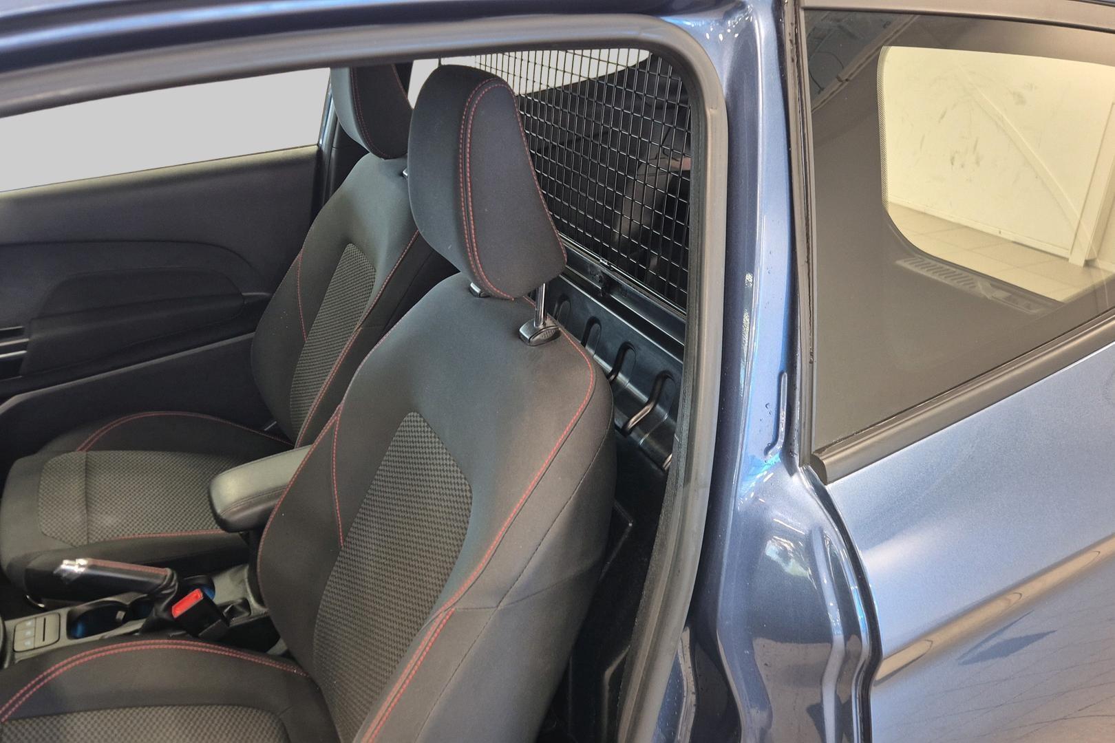 FORD Fiesta Van 2020