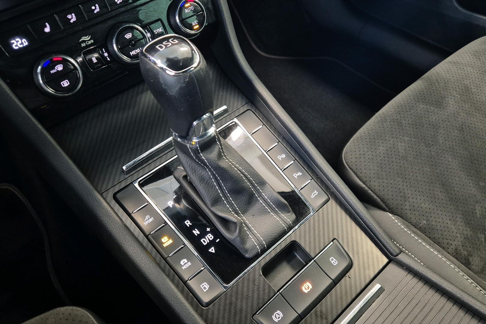 SKODA Superb 2020