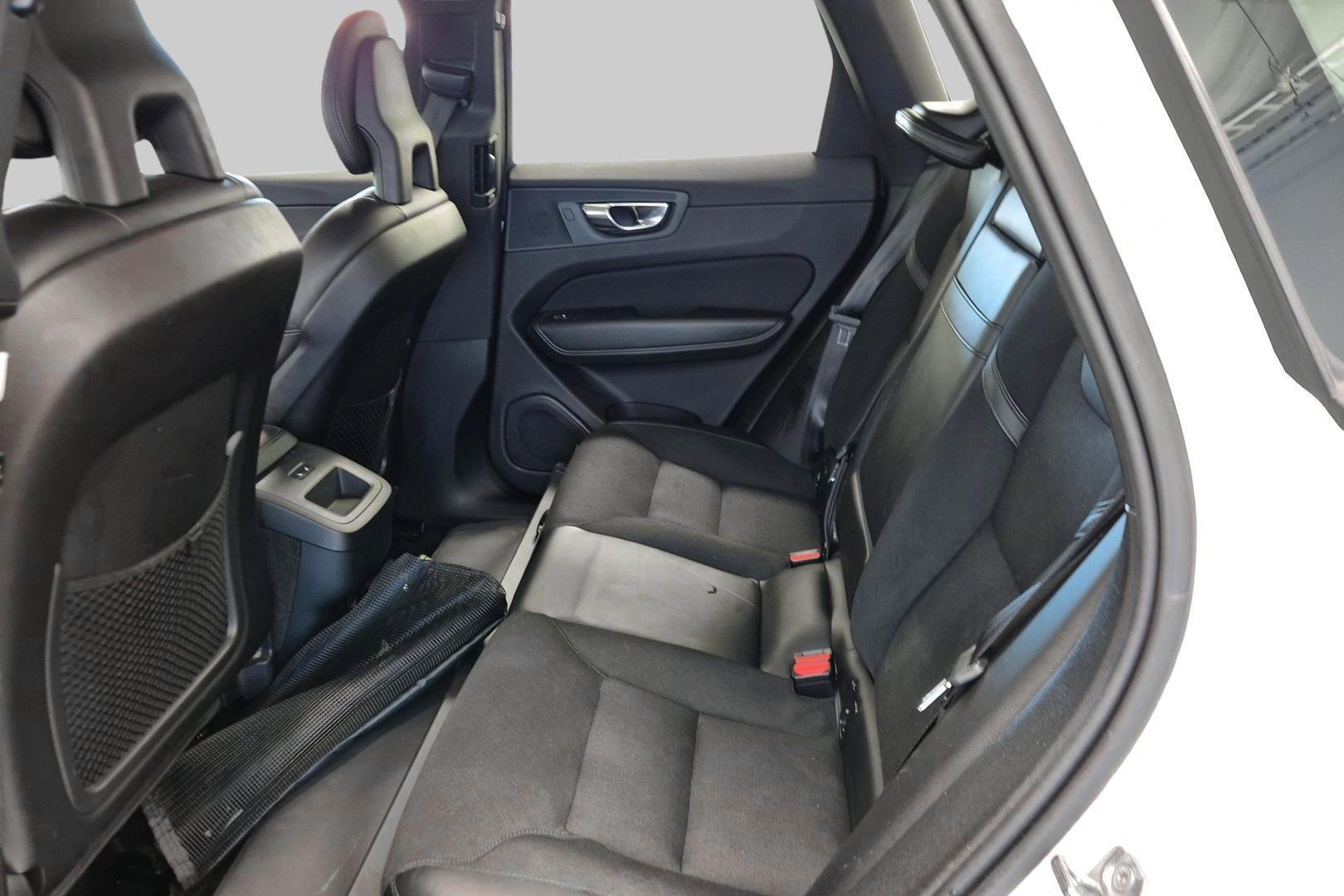 VOLVO XC60 10