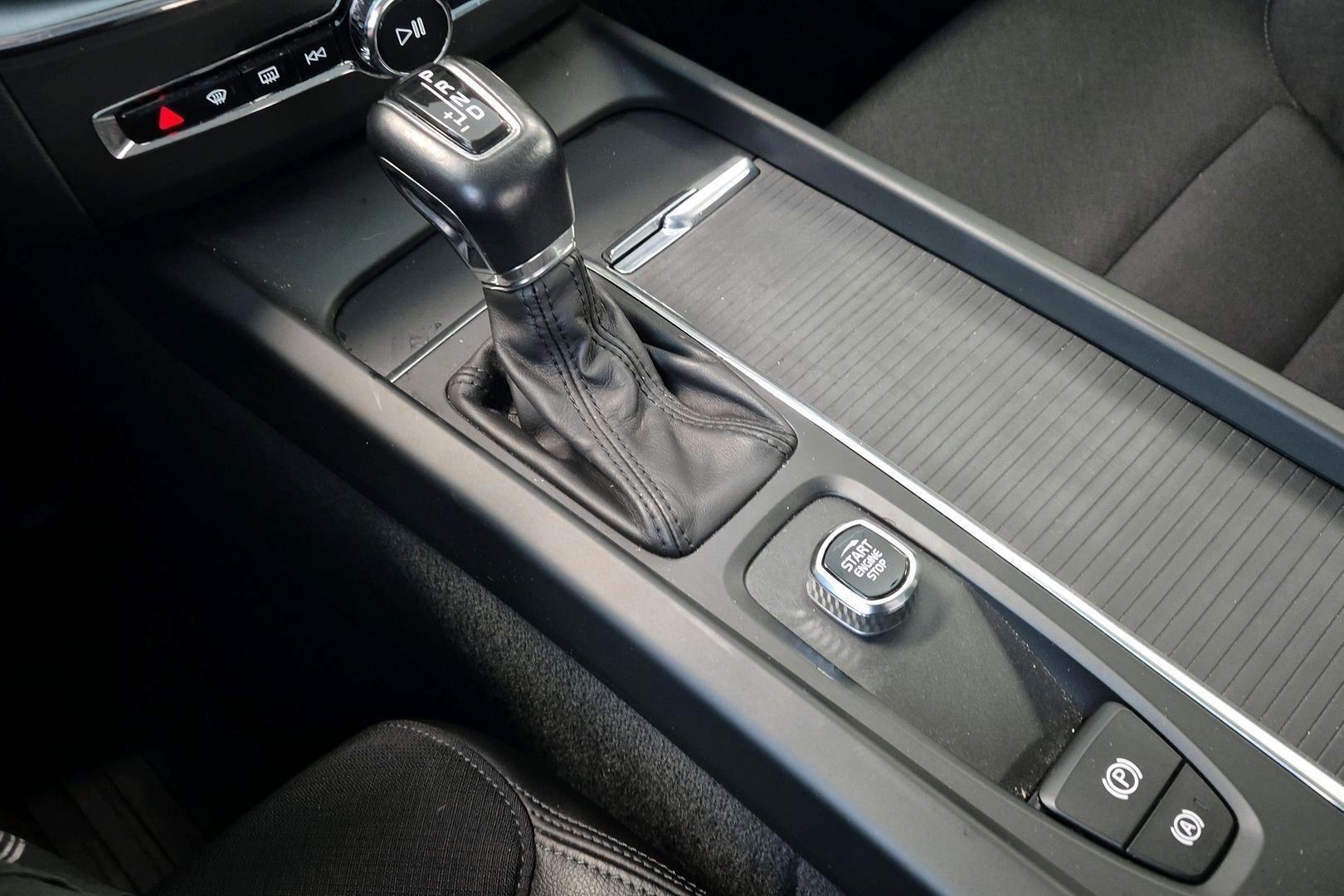VOLVO XC60 17