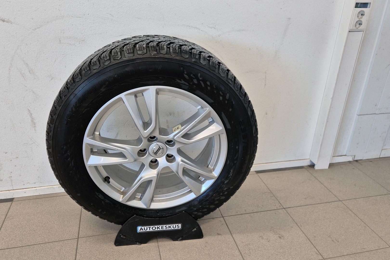 VOLVO XC60 23