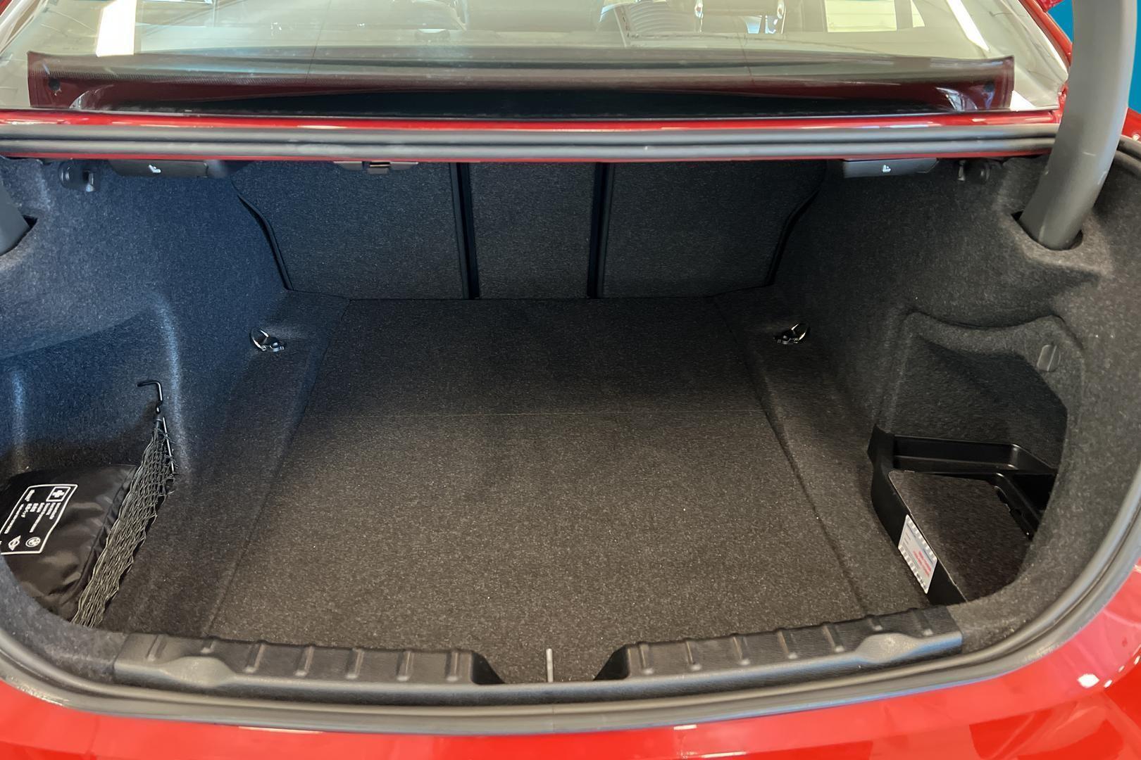 BMW 3-SARJA 2019