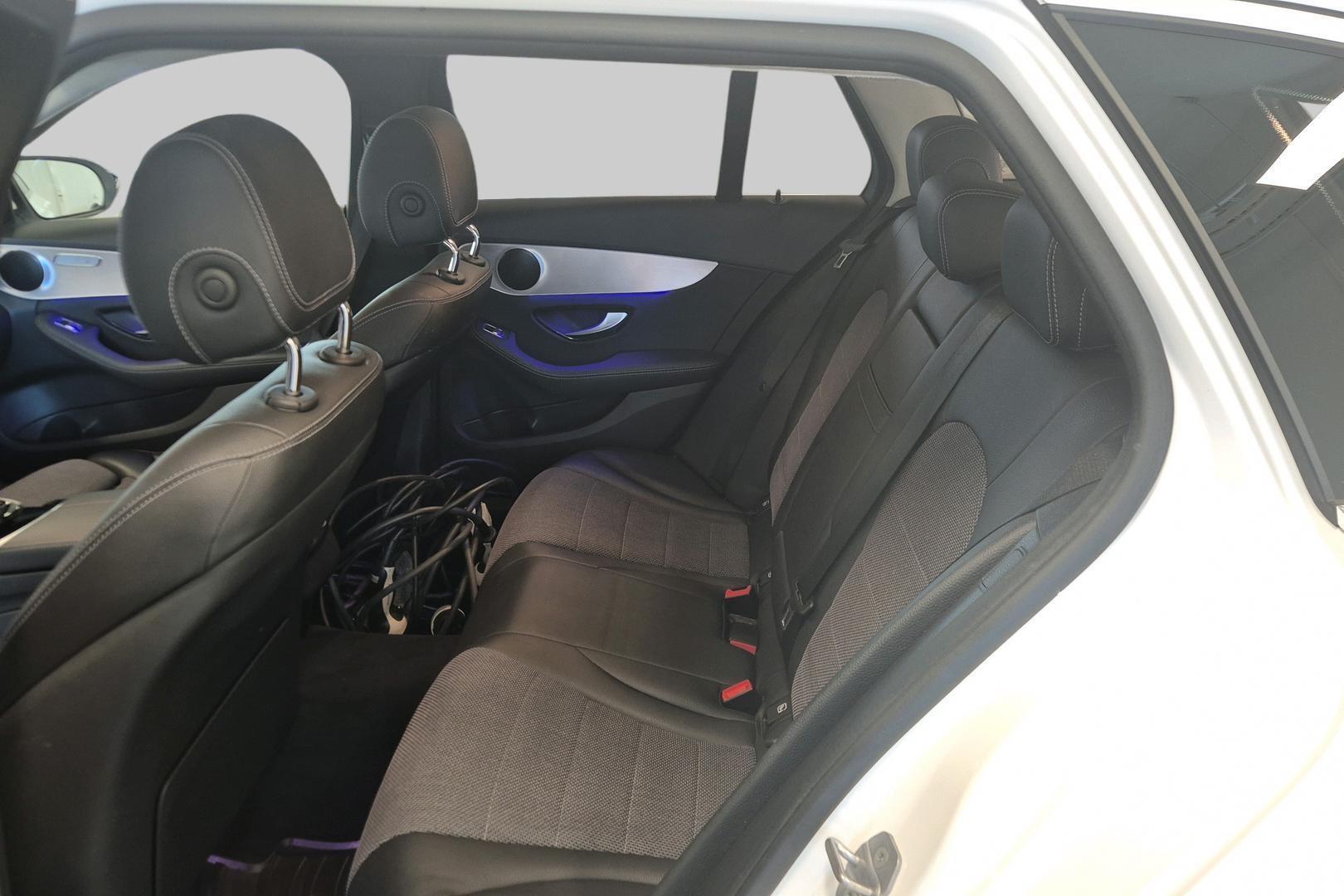 MERCEDES-BENZ C 2020