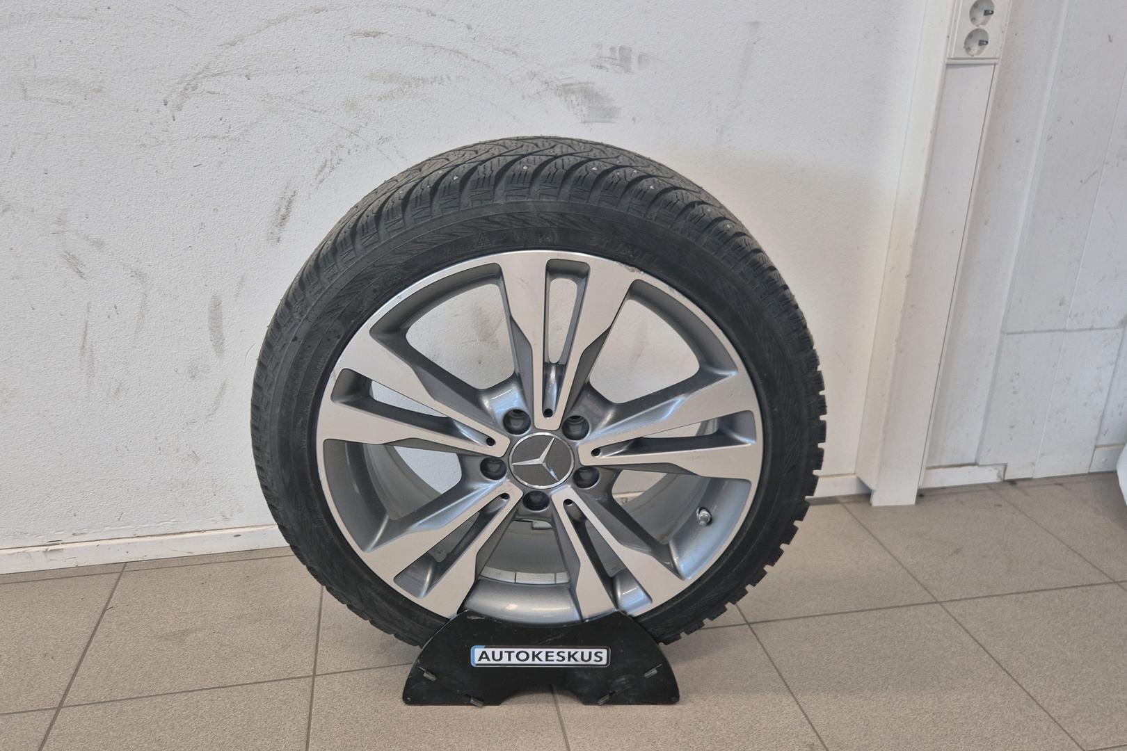 MERCEDES-BENZ C 2020