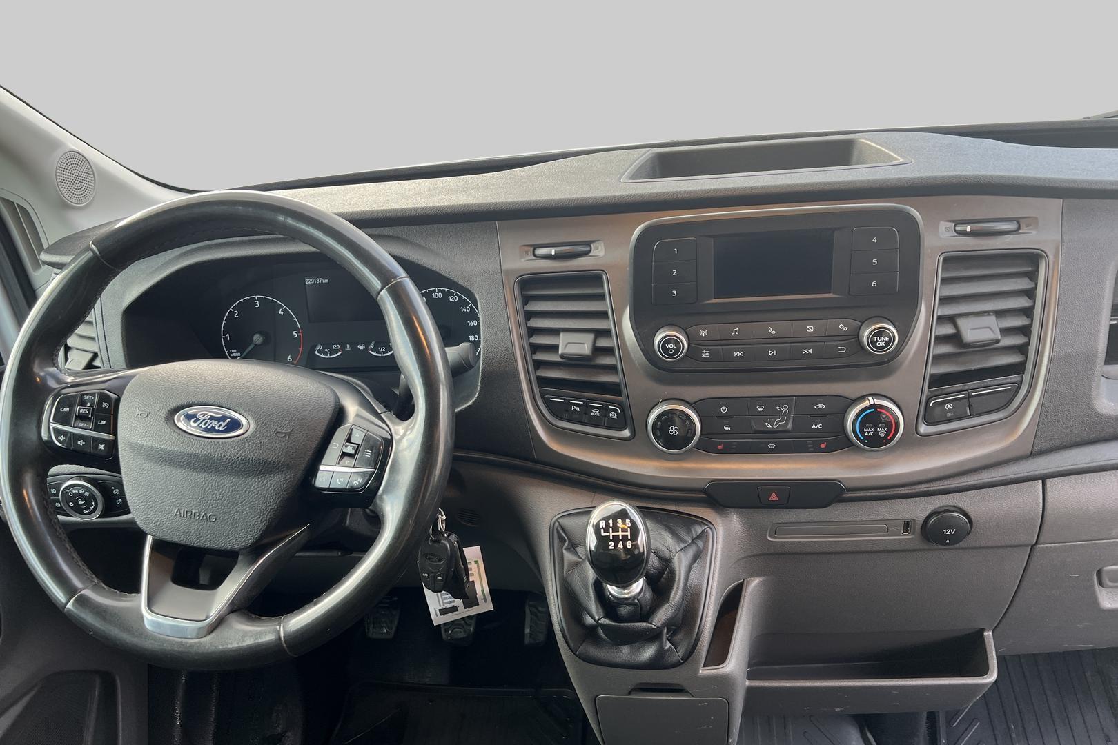 FORD Transit 2024