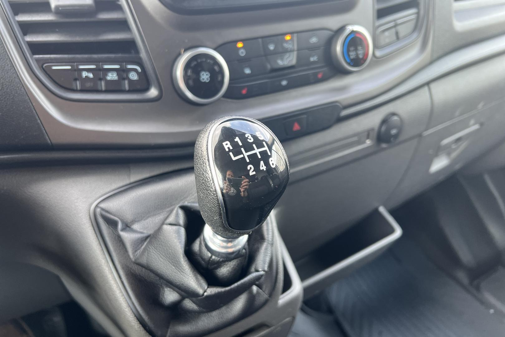 FORD Transit 2024