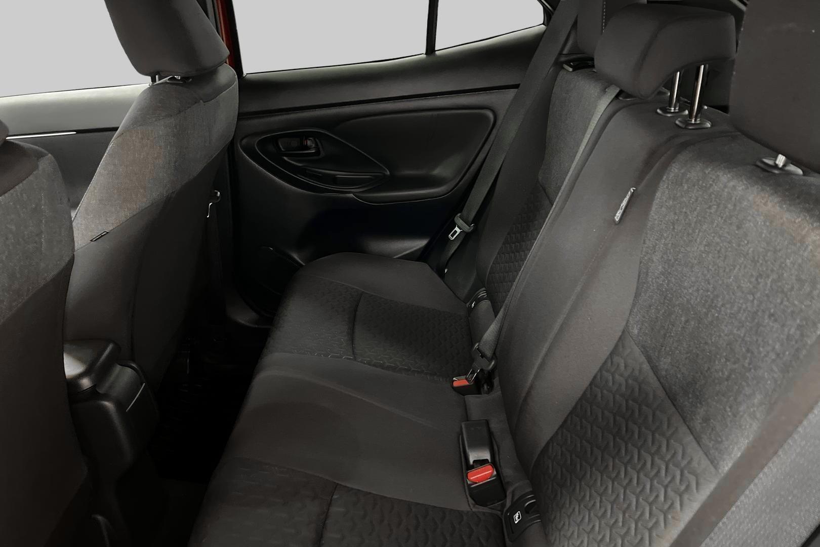 TOYOTA Yaris Cross 2023