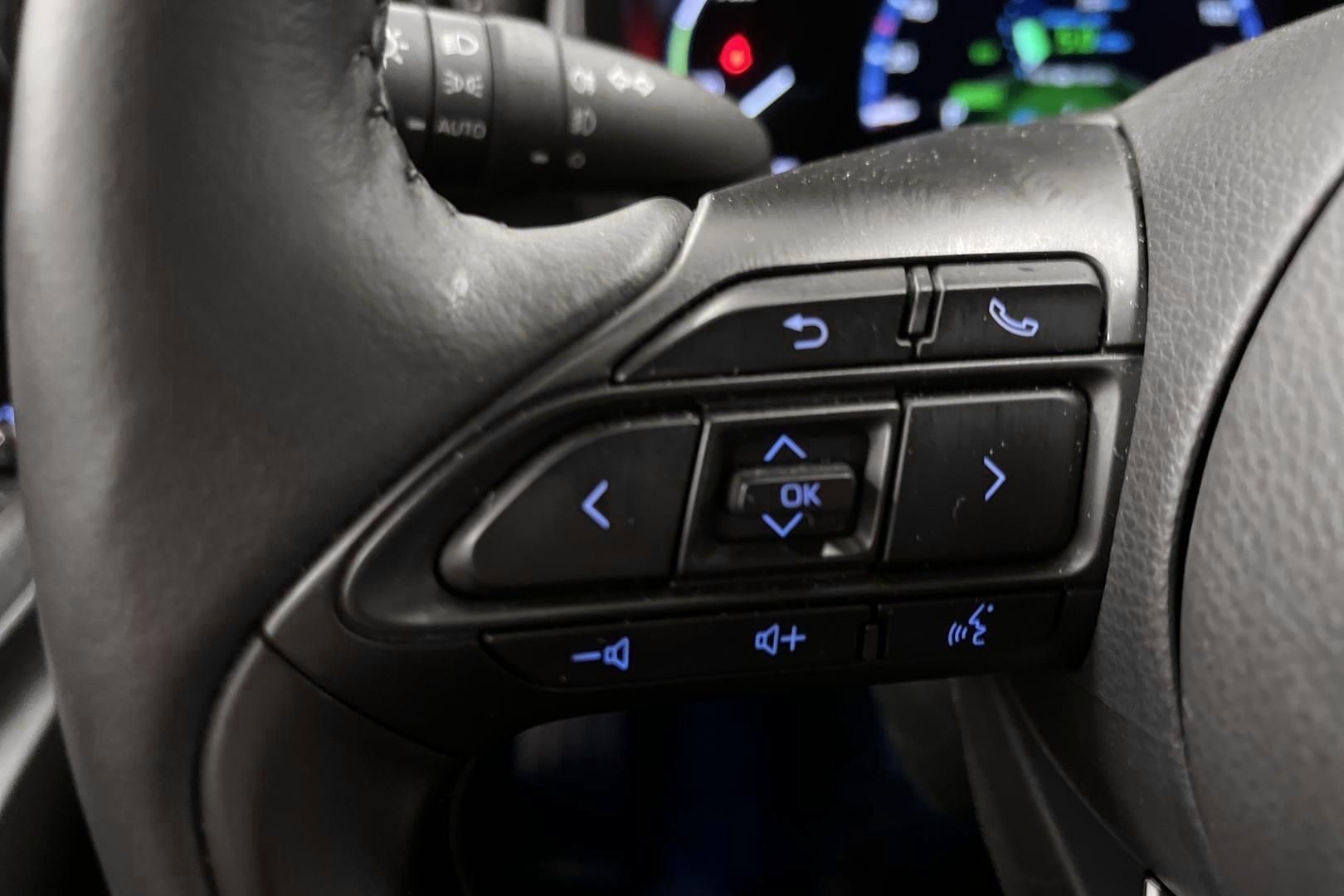 TOYOTA Yaris Cross 2023