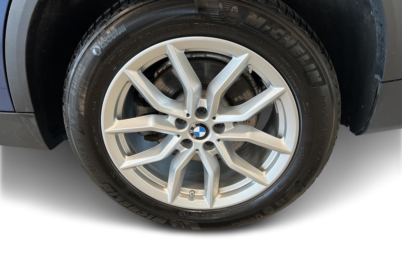 BMW X5 2021