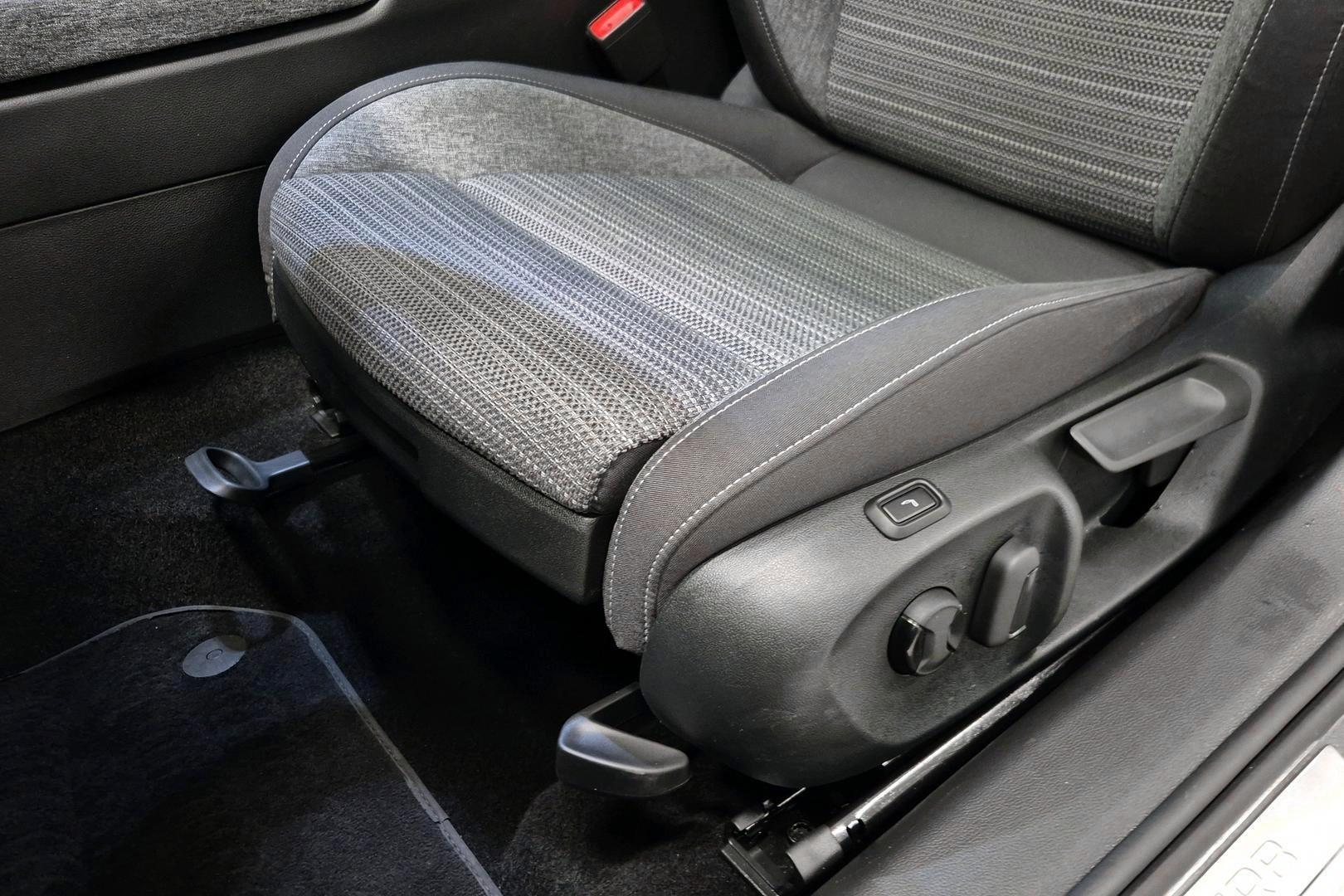 SKODA Superb 21