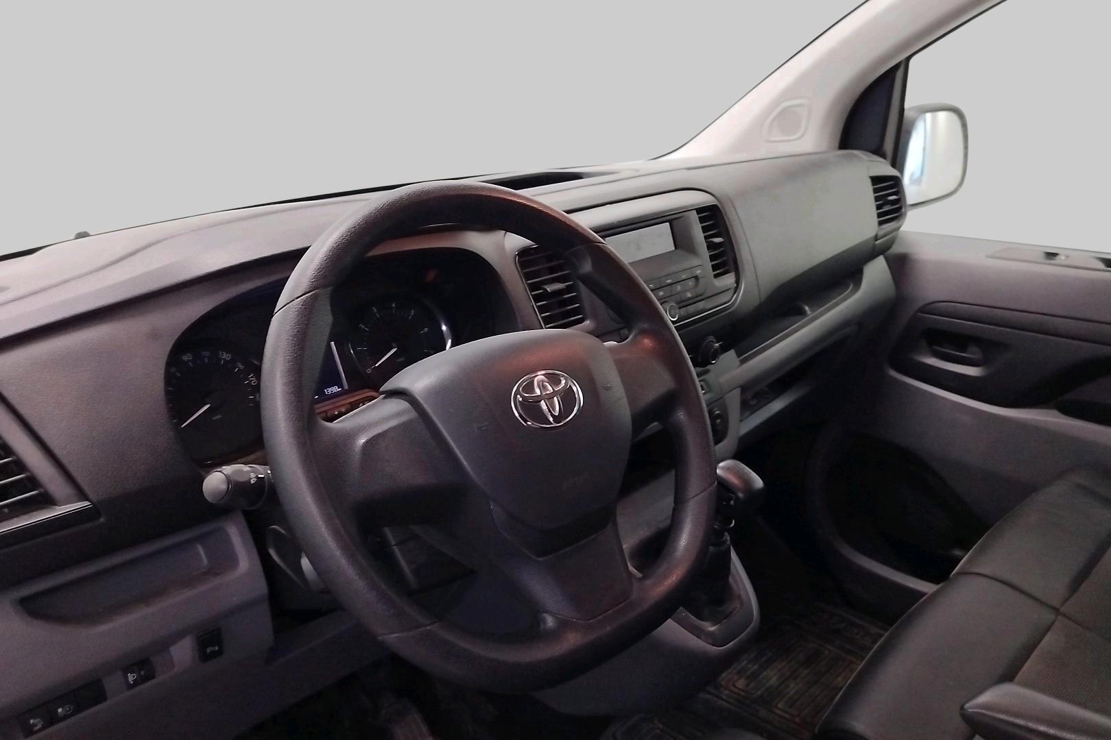 TOYOTA Proace 2020