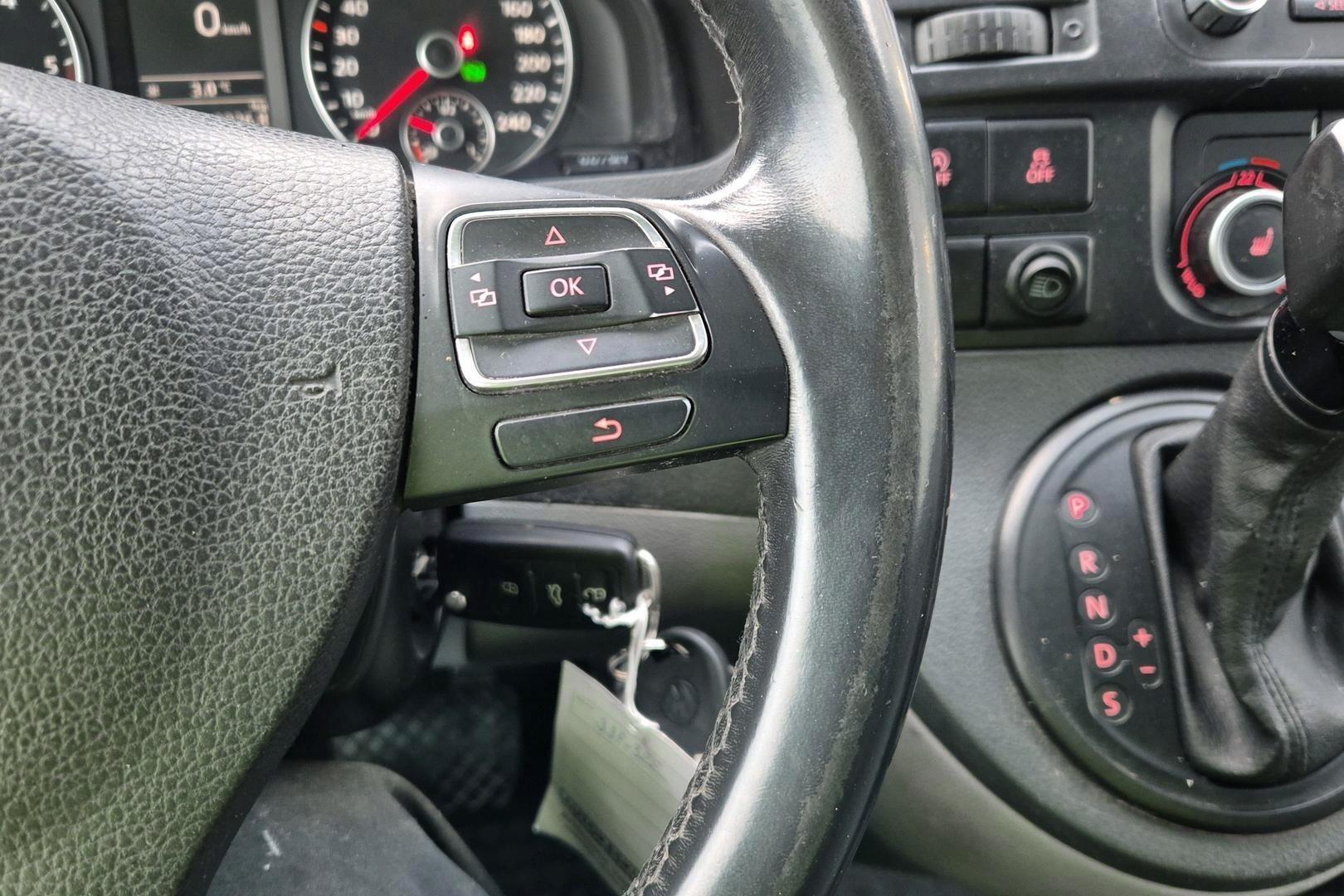 VOLKSWAGEN Transporter 2014