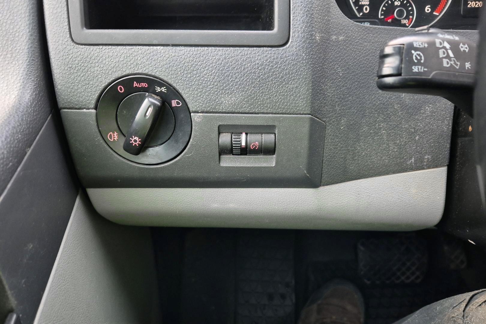 VOLKSWAGEN Transporter 2014