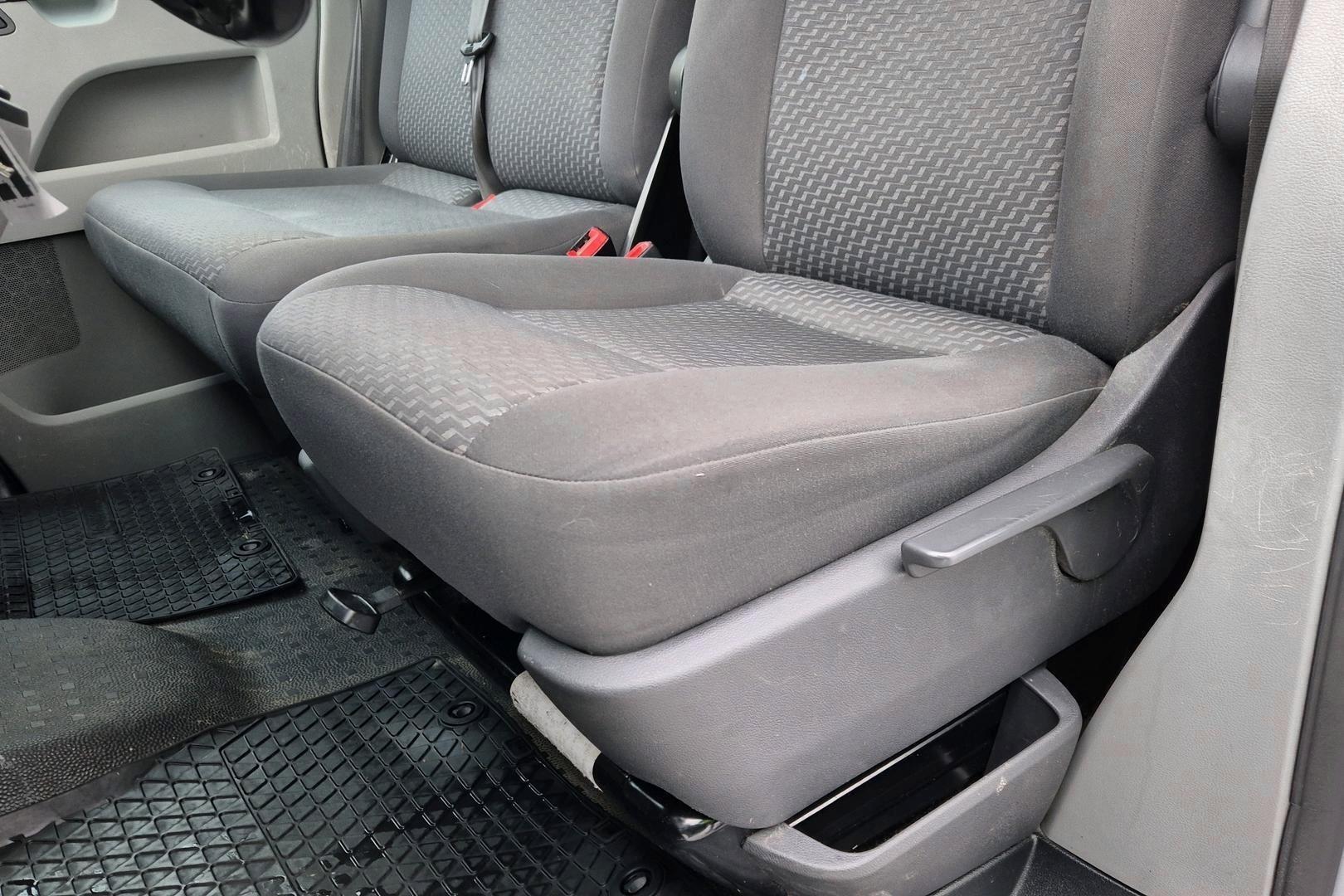 VOLKSWAGEN Transporter 2014