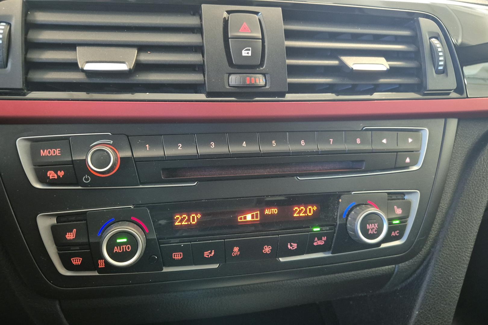 BMW 3-sarja 2015