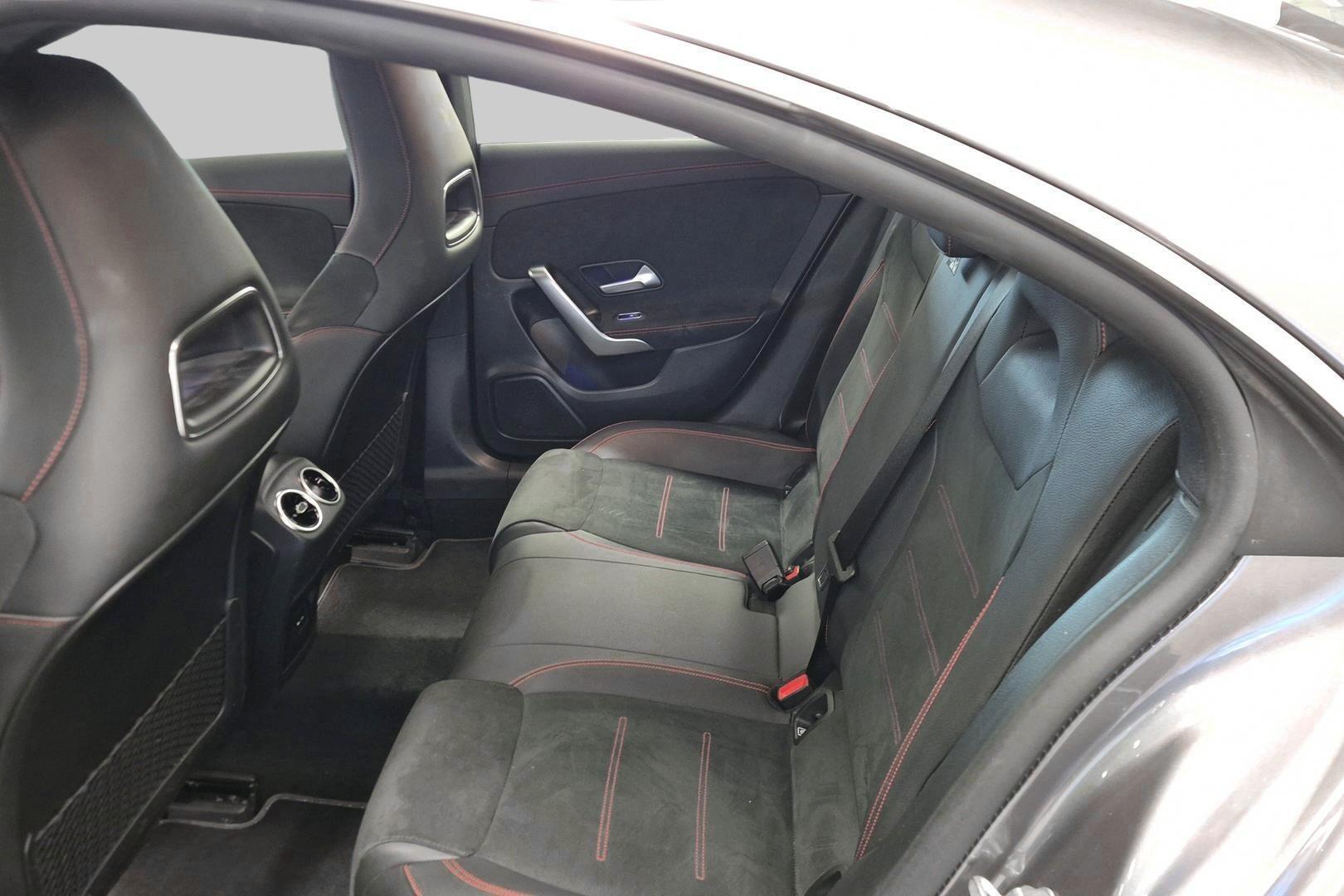 MERCEDES-BENZ CLA 2021